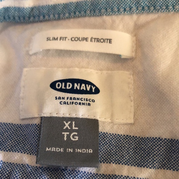 Old Navy short sleeved button down shirt XL slim - Picture 4 of 5